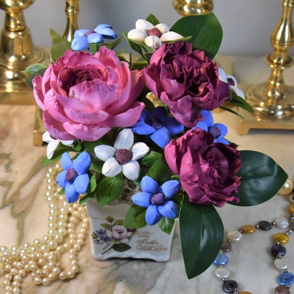 "For Mother with Love" painted on front of small trinket box w/ Sola flowers - Picture 2 of 14